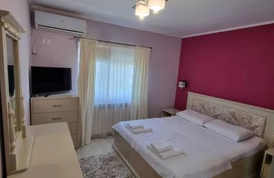 Rental of a comfortable 3-room apartment, 55 m², Faleza Nord, Constanța, Romania